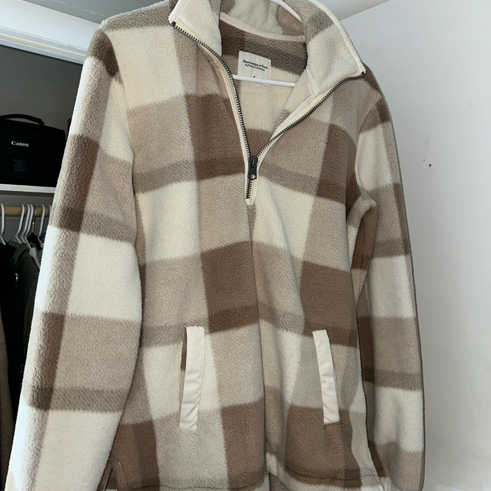 Abercrombie & Fitch Plaid Fleece Jacket